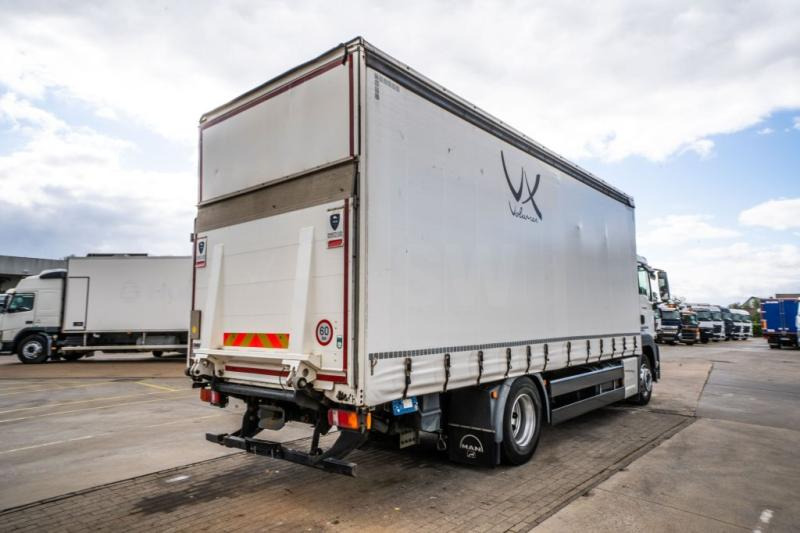 MAN TGS 18.400 BL - Plachtový nákladní auto: obrázek 4 MAN TGS 18.400 BL - Plachtový nákladní auto: obrázek 4