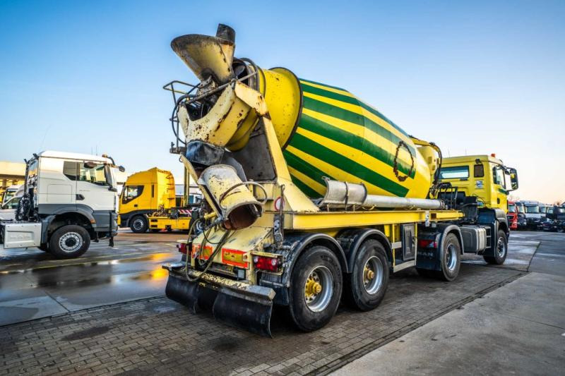 MAN TGS 18.440 BLS 4x4 (+cardan)+STETTER 10M3 - Autodomíchávač: obrázek 4 MAN TGS 18.440 BLS 4x4 (+cardan)+STETTER 10M3 - Autodomíchávač: obrázek 4