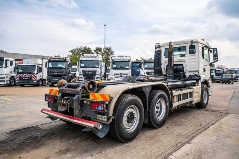 MAN TGS 26.430 6x2-4 BL - Hákový nosič kontejnerů: obrázek 4 MAN TGS 26.430 6x2-4 BL - Hákový nosič kontejnerů: obrázek 4