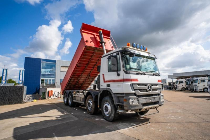 Mercedes ACTROS 3241 K -MP3-E5 - Sklápěč: obrázek 2 Mercedes ACTROS 3241 K -MP3-E5 - Sklápěč: obrázek 2