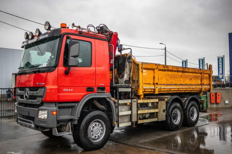 Mercedes ACTROS 3344 AK - HMF1643 Z2 - Sklápěč, Auto s hydraulickou rukou: obrázek 1 Mercedes ACTROS 3344 AK - HMF1643 Z2 - Sklápěč, Auto s hydraulickou rukou: obrázek 1