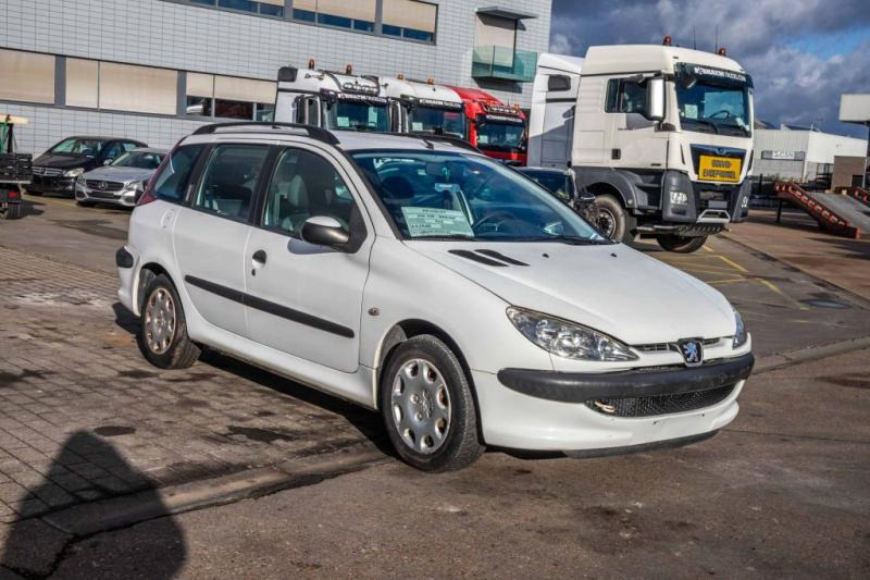 Peugeot 206 SW - Osobní auto: obrázek 2 Peugeot 206 SW - Osobní auto: obrázek 2