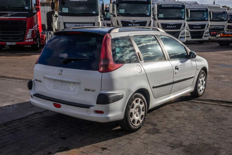 Peugeot 206 SW - Osobní auto: obrázek 3 Peugeot 206 SW - Osobní auto: obrázek 3