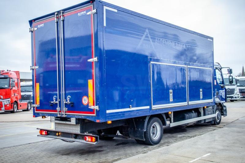 Renault D210-12T-E6 - 50000 KM - Skříňový nákladní auto: obrázek 3 Renault D210-12T-E6 - 50000 KM - Skříňový nákladní auto: obrázek 3