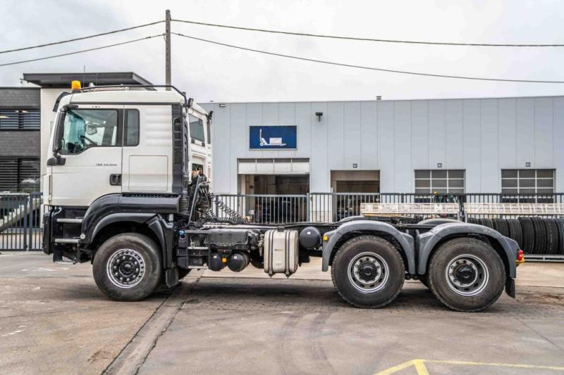 MAN TGS 33.500 BLS+BIG AXLES+KIPHYDR. - Tahač: obrázek 2 MAN TGS 33.500 BLS+BIG AXLES+KIPHYDR. - Tahač: obrázek 2