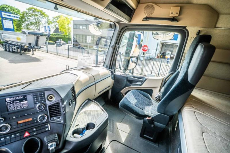 Tahač Mercedes ACTROS 1845 LS: obrázek 10