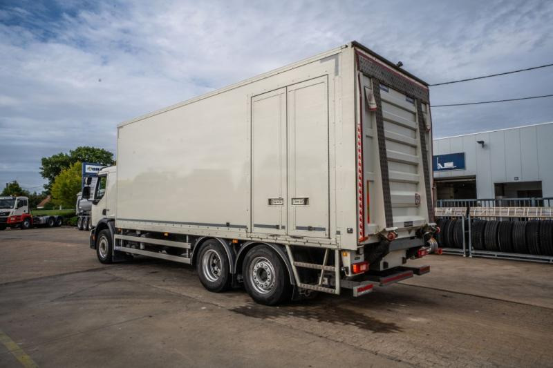 Volvo FE 320 -6X2 +DHOLLANDIA 2.5T- 194.400 KM - Skříňový nákladní auto: obrázek 5 Volvo FE 320 -6X2 +DHOLLANDIA 2.5T- 194.400 KM - Skříňový nákladní auto: obrázek 5