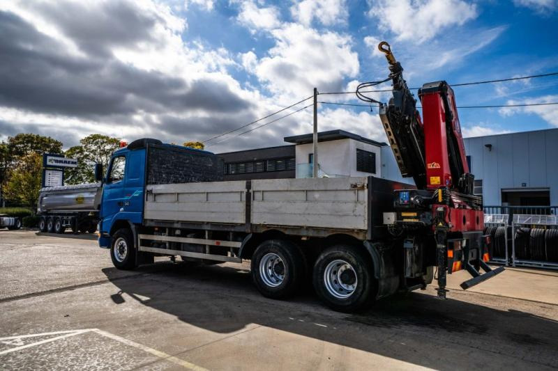 Volvo FH 12-340 - HMF 2420 K6 (2012) - Nákladní automobil valníkový/ Plošinový, Auto s hydraulickou rukou: obrázek 5 Volvo FH 12-340 - HMF 2420 K6 (2012) - Nákladní automobil valníkový/ Plošinový, Auto s hydraulickou rukou: obrázek 5