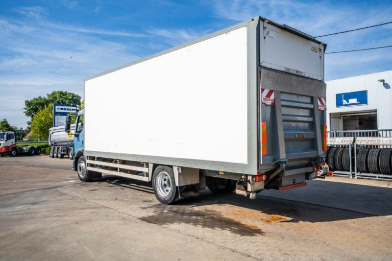 Volvo FL 240 (18t) + DHOLLANDIA 1.5T - Skříňový nákladní auto: obrázek 3 Volvo FL 240 (18t) + DHOLLANDIA 1.5T - Skříňový nákladní auto: obrázek 3