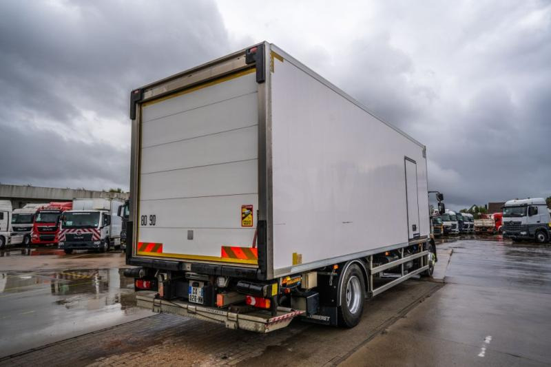 Volvo FLH 290 +CARRIER+DHOLLANDIA - Chladírenský nákladní automobil: obrázek 4 Volvo FLH 290 +CARRIER+DHOLLANDIA - Chladírenský nákladní automobil: obrázek 4