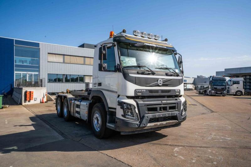 Volvo FMX 500 - HIAB XR21S (+tractor) - Hákový nosič kontejnerů: obrázek 2 Volvo FMX 500 - HIAB XR21S (+tractor) - Hákový nosič kontejnerů: obrázek 2