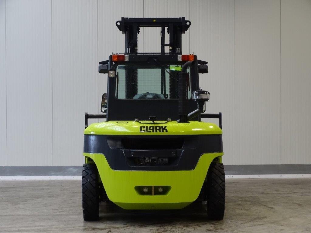 Clark C80D900 - TRIPLEX - NEU - Dieselový vysokozdvižný vozík: obrázek 5 Clark C80D900 - TRIPLEX - NEU - Dieselový vysokozdvižný vozík: obrázek 5