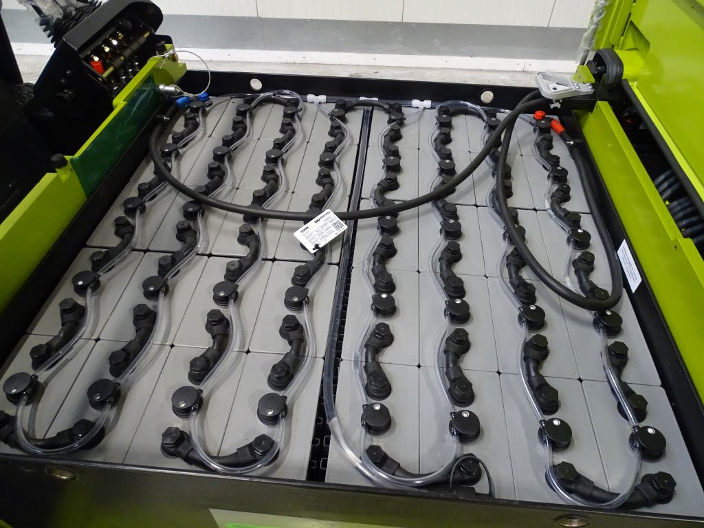 Clark GEX50 - Elektrický vysokozdvižný vozík: obrázek 2 Clark GEX50 - Elektrický vysokozdvižný vozík: obrázek 2