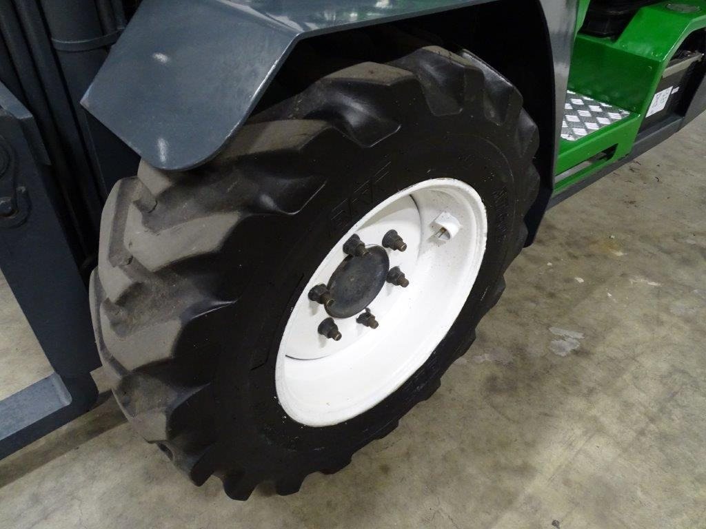 Combilift COMBI-RT - TRIPLEX - Vysokozdvižný vozík terénní: obrázek 2 Combilift COMBI-RT - TRIPLEX - Vysokozdvižný vozík terénní: obrázek 2