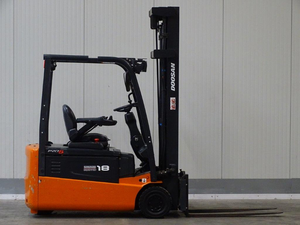 Doosan B18T-5 - TRIPLEX - Elektrický vysokozdvižný vozík: obrázek 5 Doosan B18T-5 - TRIPLEX - Elektrický vysokozdvižný vozík: obrázek 5
