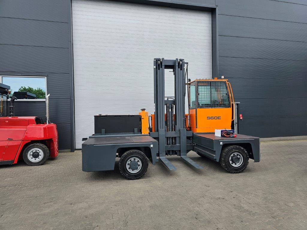 Hubtex S60E - TRIPLEX - NEU BATTERIE - Boční vozík: obrázek 1 Hubtex S60E - TRIPLEX - NEU BATTERIE - Boční vozík: obrázek 1