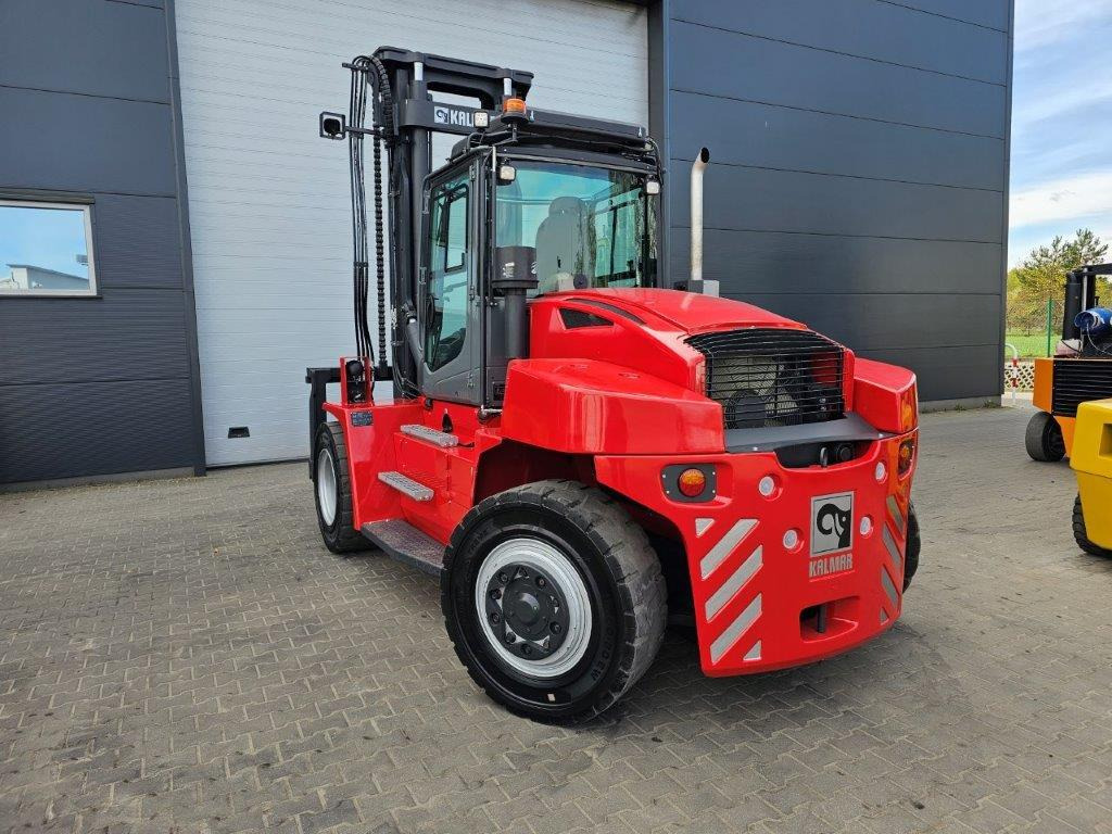 Kalmar DCG120-6 - Kontejnerový manipulátor: obrázek 4 Kalmar DCG120-6 - Kontejnerový manipulátor: obrázek 4