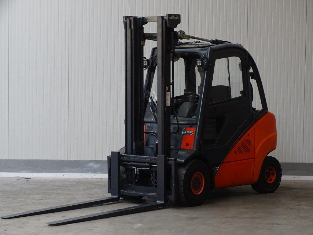 Linde H35D - Dieselový vysokozdvižný vozík: obrázek 1 Linde H35D - Dieselový vysokozdvižný vozík: obrázek 1