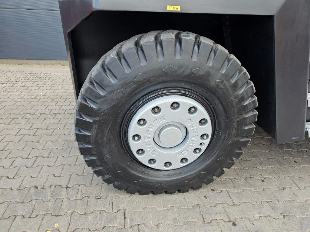 Svetruck 28120-45 - FREIHUB - Dieselový vysokozdvižný vozík: obrázek 2 Svetruck 28120-45 - FREIHUB - Dieselový vysokozdvižný vozík: obrázek 2