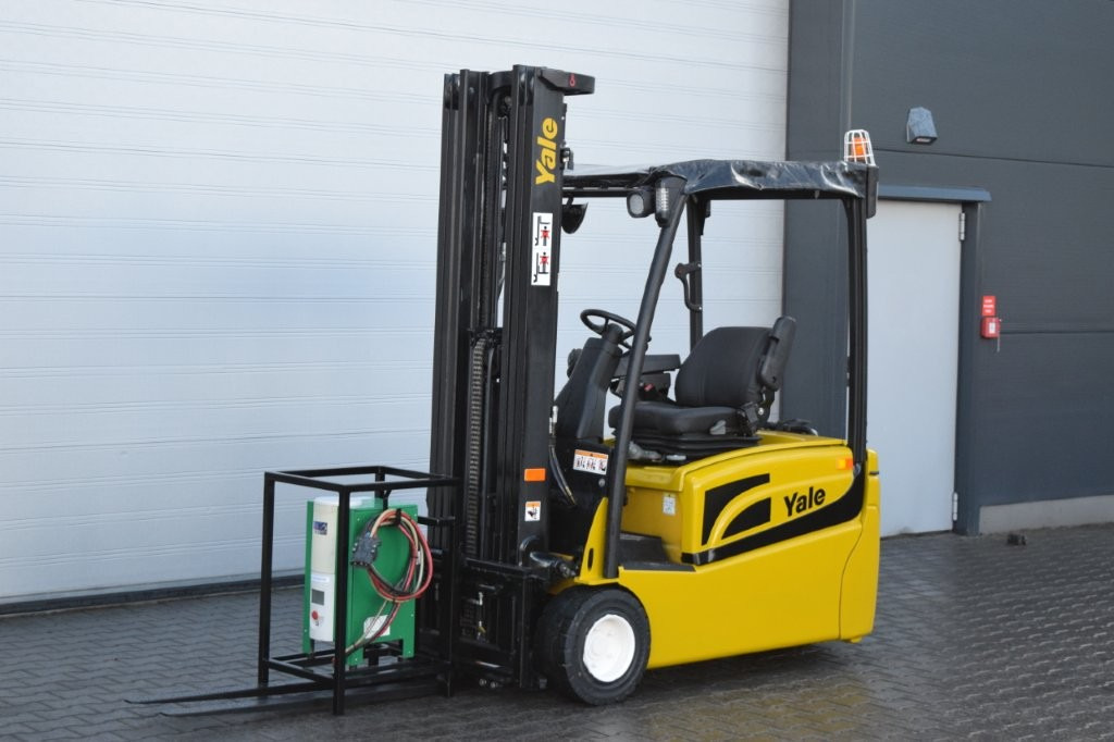 Yale ERP16VT - TRIPLEX - Elektrický vysokozdvižný vozík: obrázek 1 Yale ERP16VT - TRIPLEX - Elektrický vysokozdvižný vozík: obrázek 1