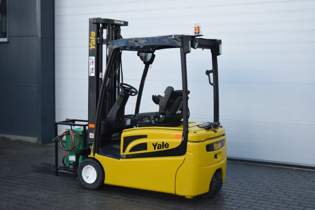 Yale ERP16VT - TRIPLEX - Elektrický vysokozdvižný vozík: obrázek 4 Yale ERP16VT - TRIPLEX - Elektrický vysokozdvižný vozík: obrázek 4