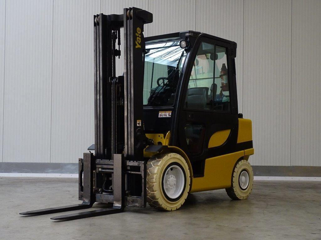 Yale GLP30VX - TRIPLEX - Vysokozdvižný vozík: obrázek 1 Yale GLP30VX - TRIPLEX - Vysokozdvižný vozík: obrázek 1