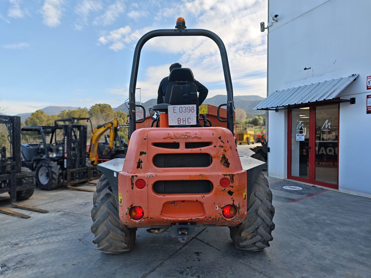 AUSA D600APG - Mini-sklápěčka: obrázek 4 AUSA D600APG - Mini-sklápěčka: obrázek 4