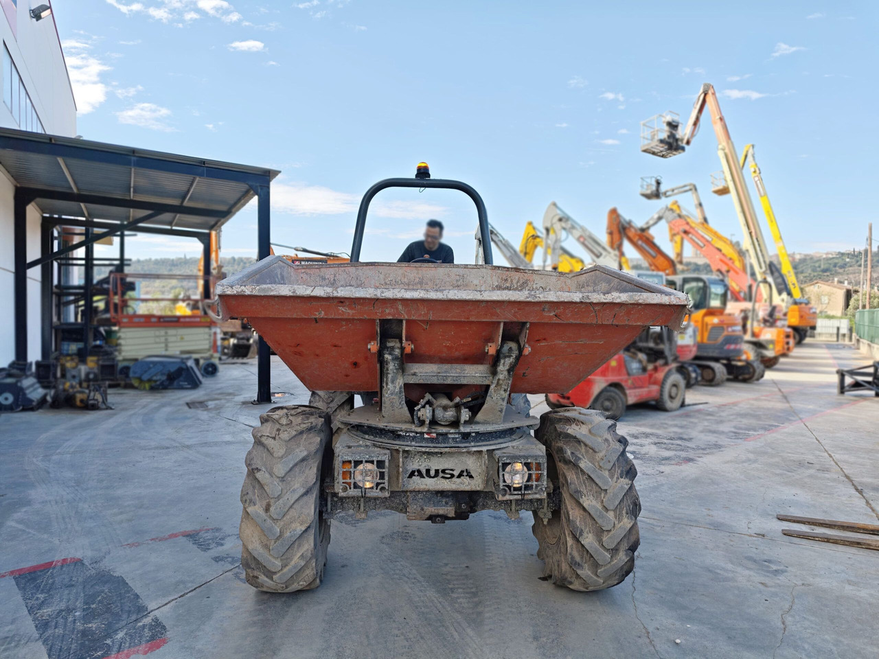 AUSA D600APG - Mini-sklápěčka: obrázek 3 AUSA D600APG - Mini-sklápěčka: obrázek 3