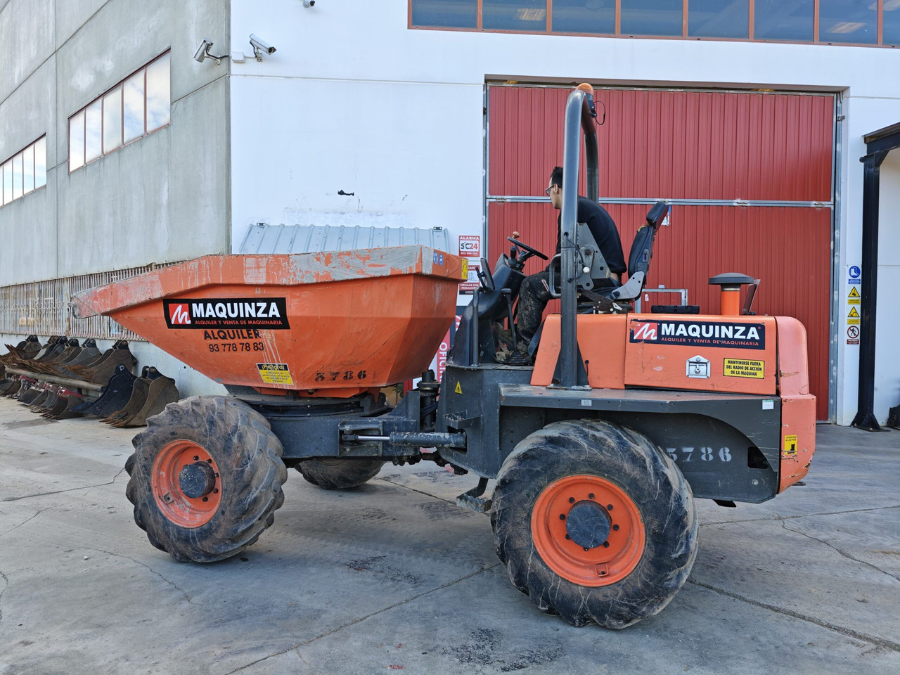 AUSA D600APG - Mini-sklápěčka: obrázek 1 AUSA D600APG - Mini-sklápěčka: obrázek 1