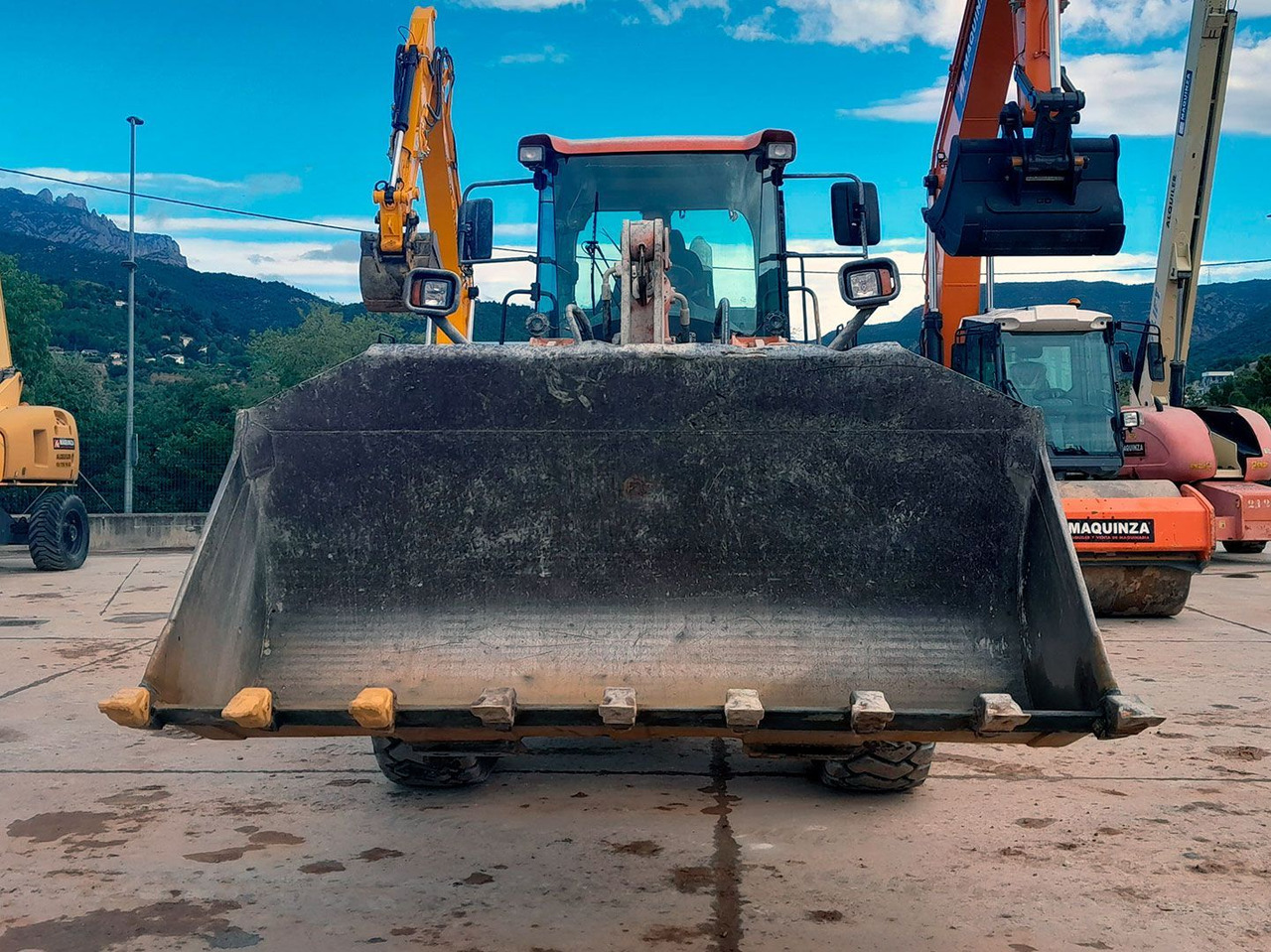DOOSAN DL250-3 - Kolový nakladač: obrázek 3 DOOSAN DL250-3 - Kolový nakladač: obrázek 3