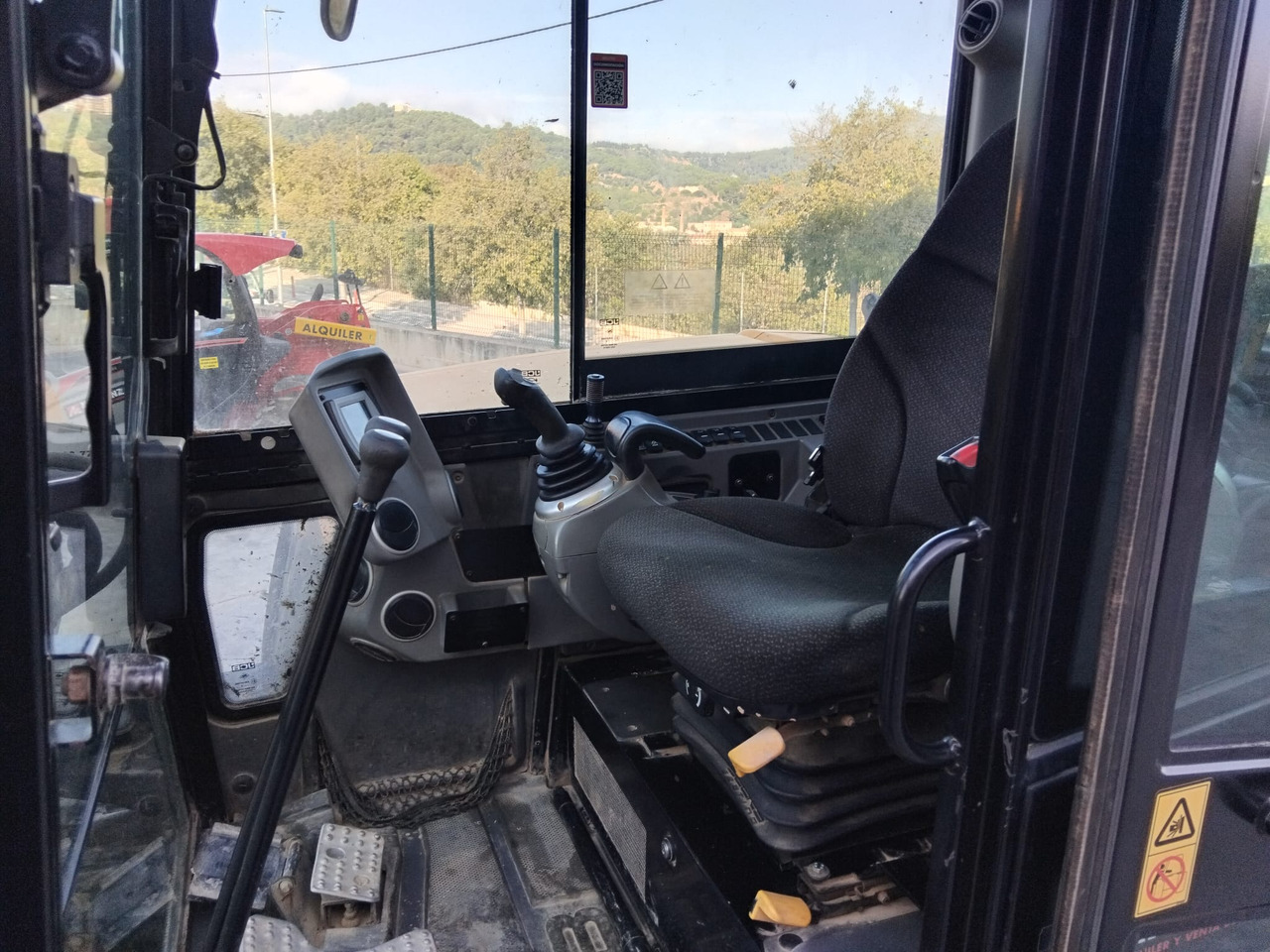 JCB 85Z leasing JCB 85Z: obrázek 9