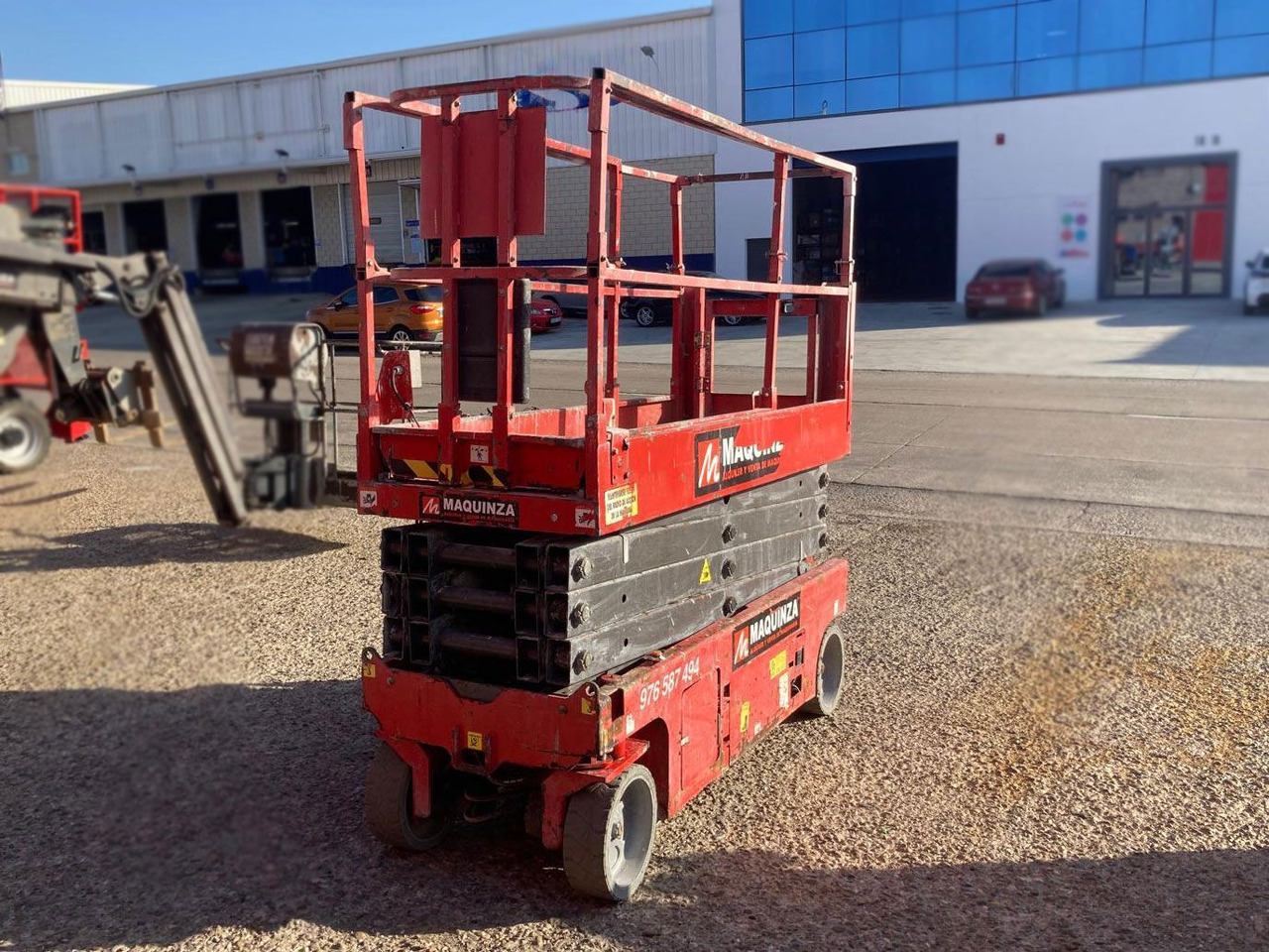 MANITOU 100SEC - Nůžková plošina: obrázek 4 MANITOU 100SEC - Nůžková plošina: obrázek 4