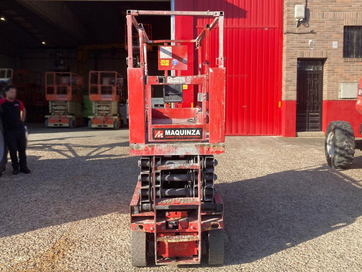 MANITOU 100SEC - Nůžková plošina: obrázek 2 MANITOU 100SEC - Nůžková plošina: obrázek 2