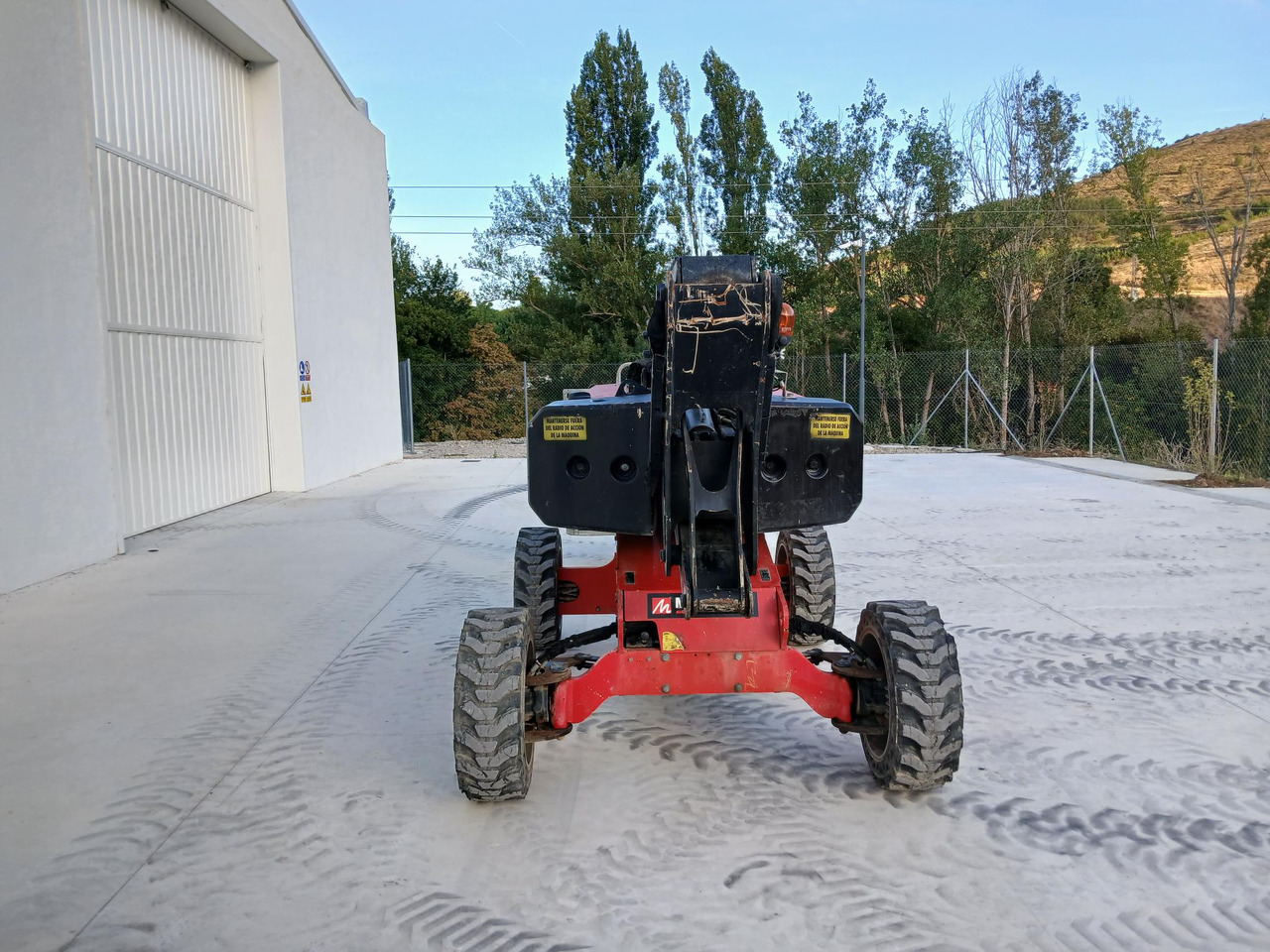 Kloubová plošina MANITOU MAN GO 12: obrázek 8 Kloubová plošina MANITOU MAN GO 12: obrázek 8