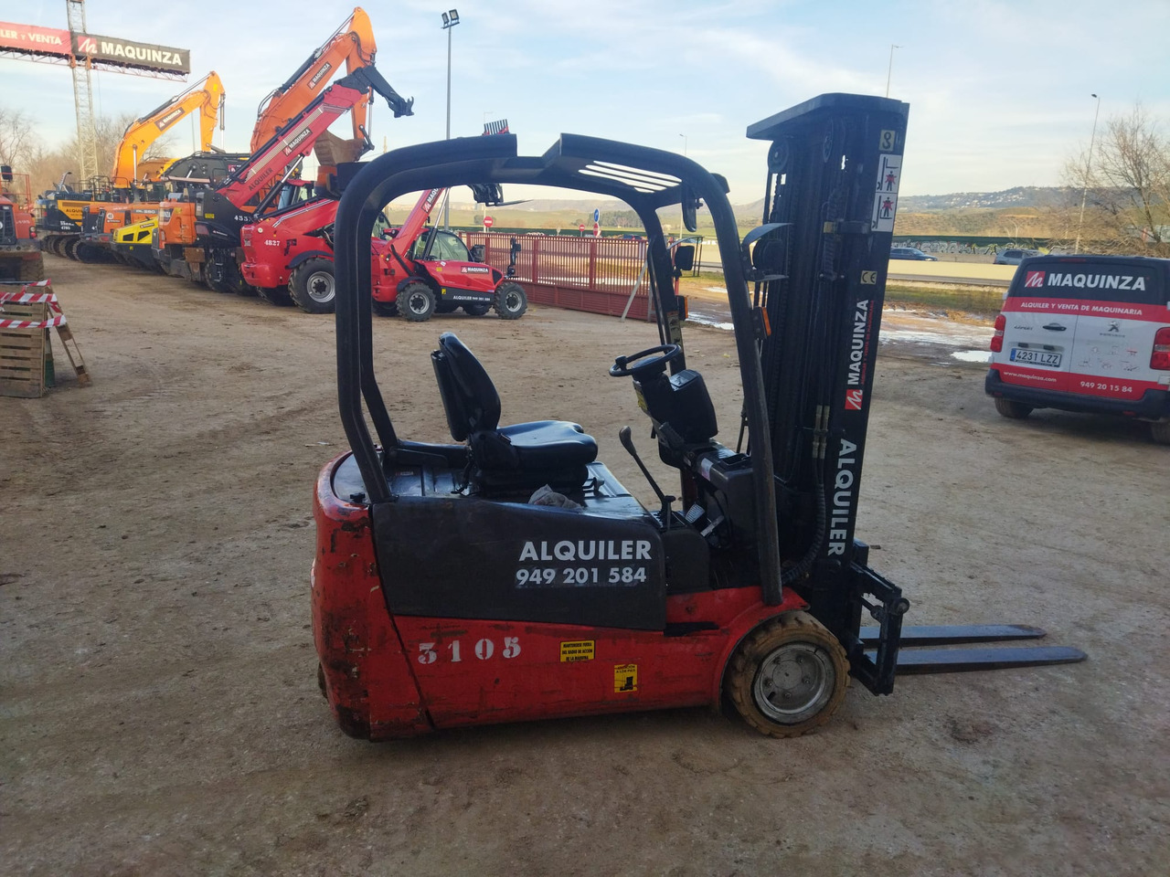 MANITOU ME320 - Elektrický vysokozdvižný vozík: obrázek 4 MANITOU ME320 - Elektrický vysokozdvižný vozík: obrázek 4