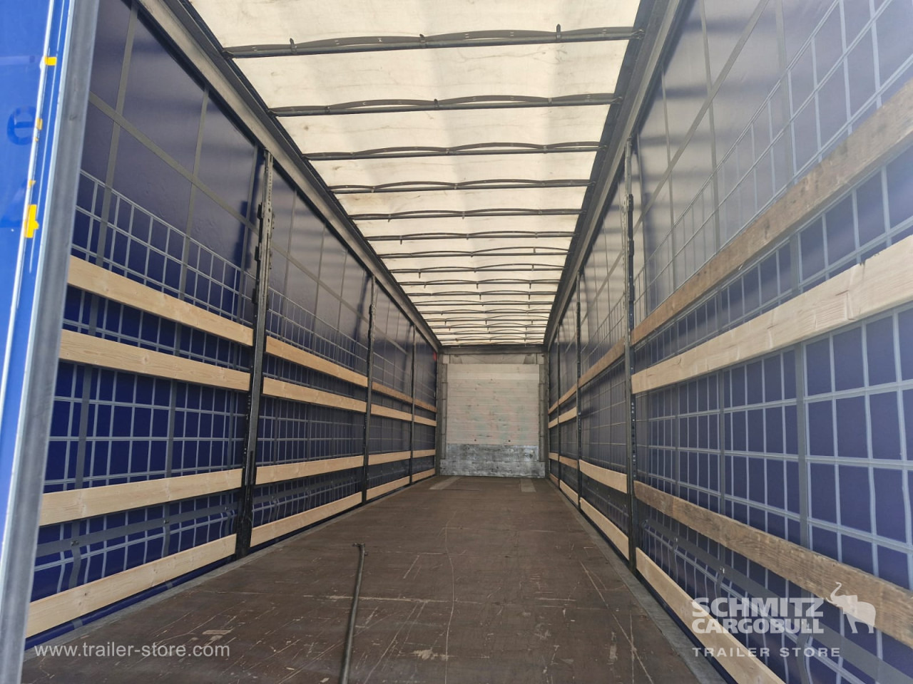 SCHMITZ Curtainsider Varios - Plachtový návěs: obrázek 2 SCHMITZ Curtainsider Varios - Plachtový návěs: obrázek 2