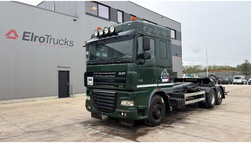 DAF 105 XF 460 (6X2 / AIRCO / GOOD CONDITION / BONNE ETAT) - Podvozek s kabinou: obrázek 1 DAF 105 XF 460 (6X2 / AIRCO / GOOD CONDITION / BONNE ETAT) - Podvozek s kabinou: obrázek 1
