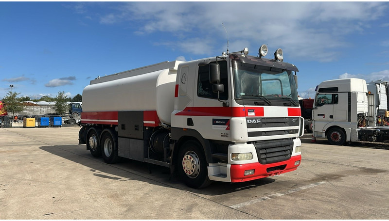 DAF CF 85.430 (20270 LITERS / EURO 3 / TOP CONDITION !!! / PARFAIT ETAT / 6X2 / BOITE MANUELLE) - Cisternové vozidlo: obrázek 3 DAF CF 85.430 (20270 LITERS / EURO 3 / TOP CONDITION !!! / PARFAIT ETAT / 6X2 / BOITE MANUELLE) - Cisternové vozidlo: obrázek 3
