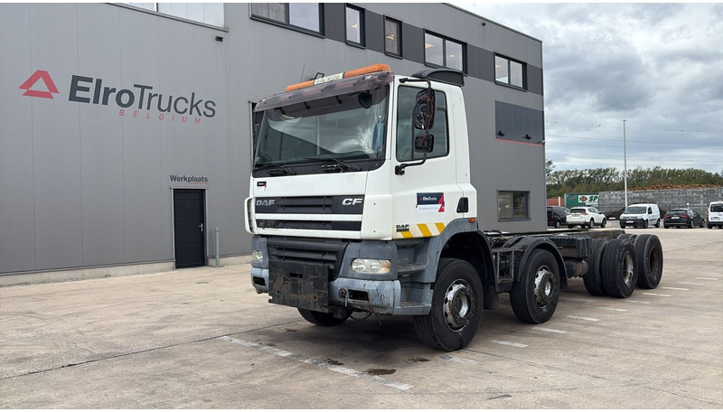 DAF CF 85.430 (EURO 4 / STEEL SUSP. / LAMES / MANUAL GEARBOX / BOITE MANUELLE) - Podvozek s kabinou: obrázek 1 DAF CF 85.430 (EURO 4 / STEEL SUSP. / LAMES / MANUAL GEARBOX / BOITE MANUELLE) - Podvozek s kabinou: obrázek 1