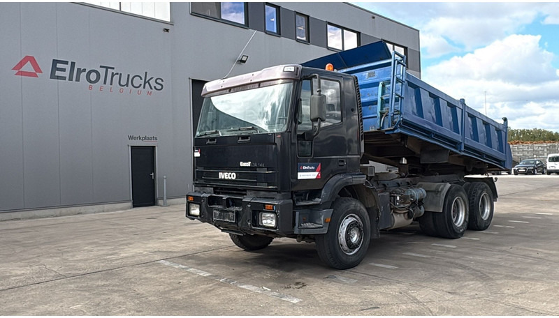 Iveco Eurotrakker 260 E 34 (POMPE MANUELLE / MANUAL PUMP / MANUAL GEARBOX / BOITE MANUELLE / LAMES) - Sklápěč: obrázek 1 Iveco Eurotrakker 260 E 34 (POMPE MANUELLE / MANUAL PUMP / MANUAL GEARBOX / BOITE MANUELLE / LAMES) - Sklápěč: obrázek 1