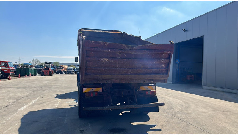 Iveco MAGIRUS 260 - 34 (LIVRAISON GRATUITE AU PORT D'ANVERS / POMPE MANUELLE) - Sklápěč: obrázek 5 Iveco MAGIRUS 260 - 34 (LIVRAISON GRATUITE AU PORT D'ANVERS / POMPE MANUELLE) - Sklápěč: obrázek 5