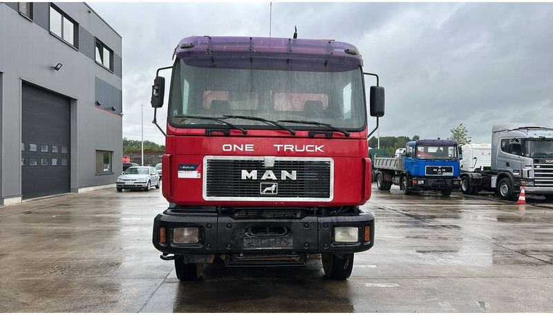 MAN 26.403 (STEEL SUSPENSION / VERY CLEAN / 6 CYLINDER / BIG AXLE / EURO 2) - Sklápěč: obrázek 2 MAN 26.403 (STEEL SUSPENSION / VERY CLEAN / 6 CYLINDER / BIG AXLE / EURO 2) - Sklápěč: obrázek 2