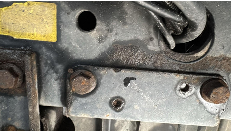 MAN 41.414 (6 CYLINDER / STEEL SUSP. / LAMES / BIG AXLE / GRAND PONT) leasing MAN 41.414 (6 CYLINDER / STEEL SUSP. / LAMES / BIG AXLE / GRAND PONT): obrázek 13 MAN 41.414 (6 CYLINDER / STEEL SUSP. / LAMES / BIG AXLE / GRAND PONT) leasing MAN 41.414 (6 CYLINDER / STEEL SUSP. / LAMES / BIG AXLE / GRAND PONT): obrázek 13