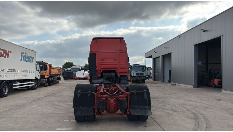 MAN TGA 18.410 (POMPE MANUELLE / MANUAL PUMP / BOITE MANUELLE / MANUAL GEARBOX) - Podvozek s kabinou: obrázek 5 MAN TGA 18.410 (POMPE MANUELLE / MANUAL PUMP / BOITE MANUELLE / MANUAL GEARBOX) - Podvozek s kabinou: obrázek 5