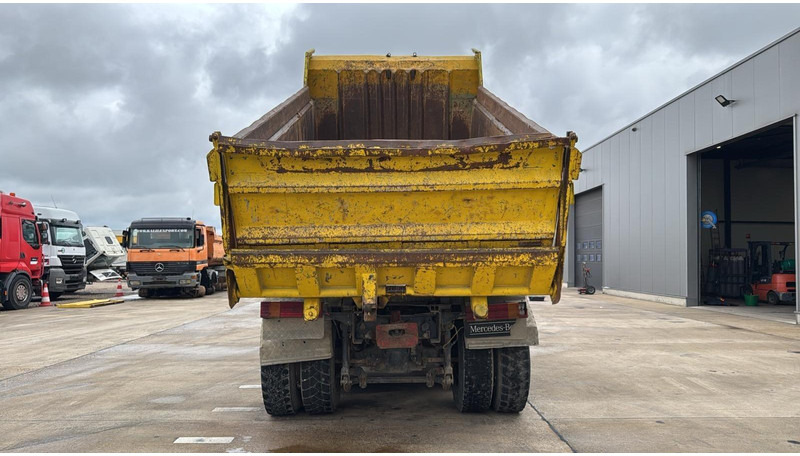 Mercedes-Benz ACTROS 2640 (EPS / LAMES / GRAND PONT / 6X4 / 3 PEDALES) - Sklápěč: obrázek 5 Mercedes-Benz ACTROS 2640 (EPS / LAMES / GRAND PONT / 6X4 / 3 PEDALES) - Sklápěč: obrázek 5