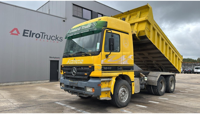 Mercedes-Benz ACTROS 2640 (EPS / LAMES / GRAND PONT / 6X4 / 3 PEDALES) - Sklápěč: obrázek 1 Mercedes-Benz ACTROS 2640 (EPS / LAMES / GRAND PONT / 6X4 / 3 PEDALES) - Sklápěč: obrázek 1