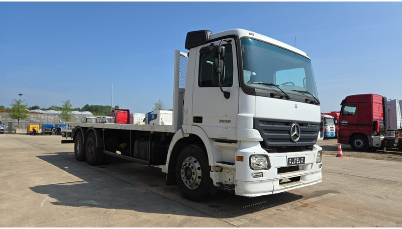 Mercedes-Benz Actros 2636 (6X4 / LAMES / GRAND PONT / MP2 / STEEL SUSP. / BOITE MANUELLE / MANUAL GEARBOX / 9M CHASSIS !!!) - Nákladní automobil valníkový/ Plošinový: obrázek 3 Mercedes-Benz Actros 2636 (6X4 / LAMES / GRAND PONT / MP2 / STEEL SUSP. / BOITE MANUELLE / MANUAL GEARBOX / 9M CHASSIS !!!) - Nákladní automobil valníkový/ Plošinový: obrázek 3