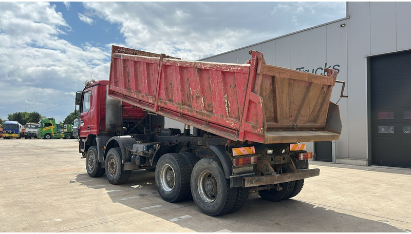 Mercedes-Benz Actros 4143 (8X6 / LAMES / EPS / V6 / GRAND PONT / BIG AXLE / 3 PEDALES) - Sklápěč: obrázek 3 Mercedes-Benz Actros 4143 (8X6 / LAMES / EPS / V6 / GRAND PONT / BIG AXLE / 3 PEDALES) - Sklápěč: obrázek 3