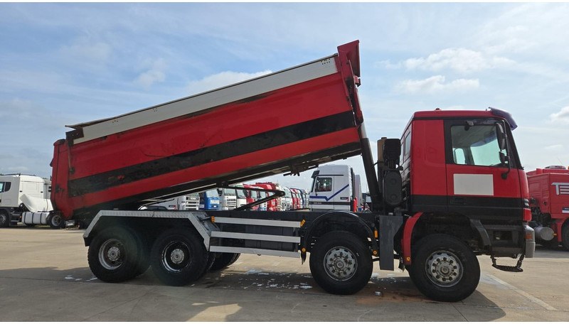 Mercedes-Benz Actros 4148 (8X8 / EPS / LAMES / GRAND PONT / V8 / COUVERTURE BENNE / GRAND BENNE !!!) - Sklápěč: obrázek 3 Mercedes-Benz Actros 4148 (8X8 / EPS / LAMES / GRAND PONT / V8 / COUVERTURE BENNE / GRAND BENNE !!!) - Sklápěč: obrázek 3