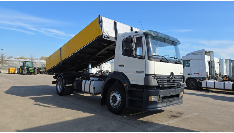 Mercedes-Benz Atego 1823 (BOITE MANUELLE / MANUAL GEARBOX) - Sklápěč: obrázek 3 Mercedes-Benz Atego 1823 (BOITE MANUELLE / MANUAL GEARBOX) - Sklápěč: obrázek 3